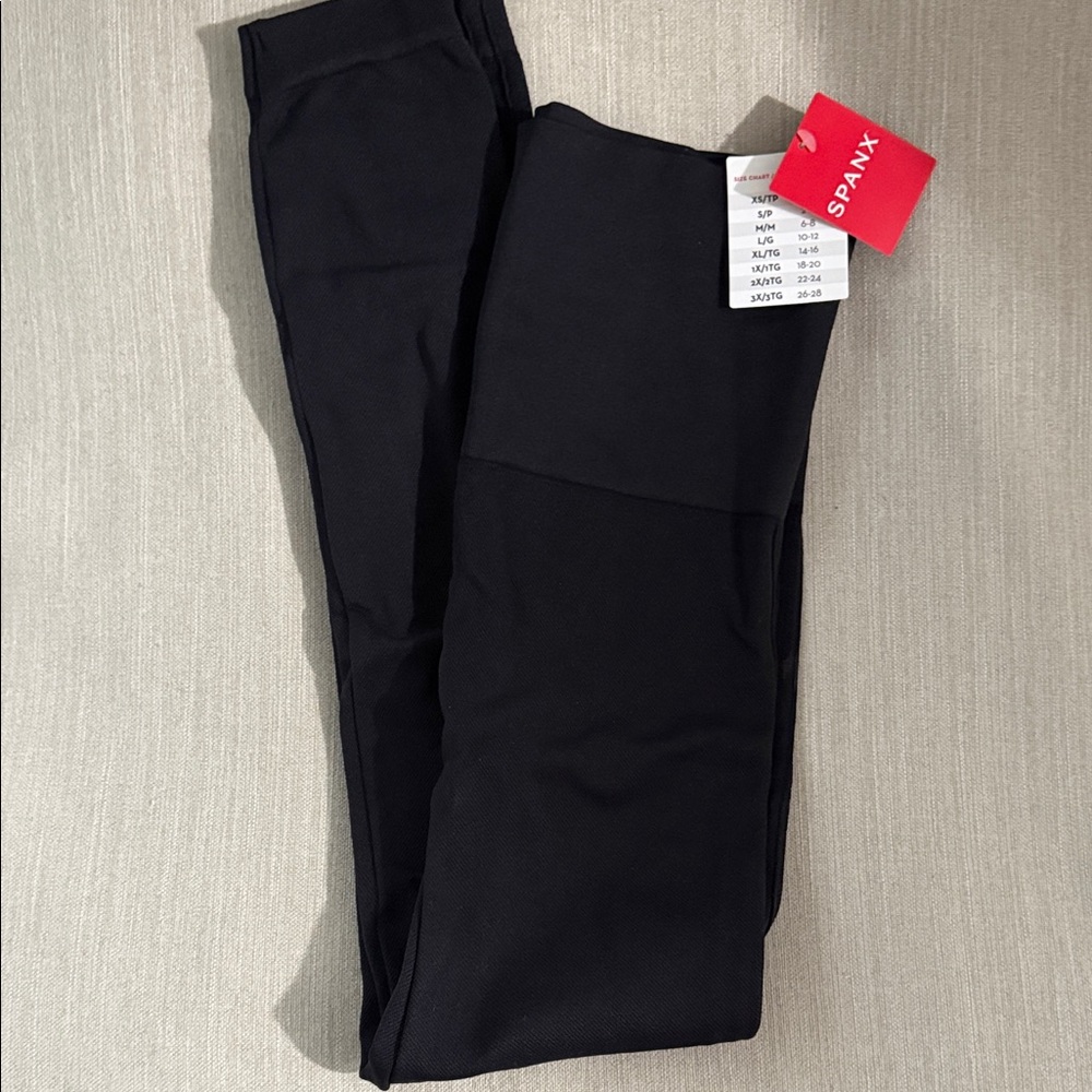 SPANX Classic Black Leggings-NWT size M